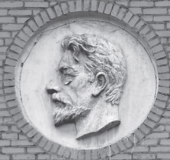 Иллюстрация к книге — Повести каменных горожан. Очерки о декоративной скульптуре Санкт-Петербурга [i_278.jpg]