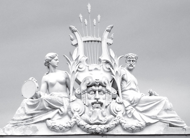 Иллюстрация к книге — Повести каменных горожан. Очерки о декоративной скульптуре Санкт-Петербурга [i_290.jpg]