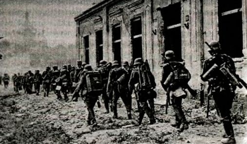 Иллюстрация к книге — Штурм Брестской крепости [i_031.jpg]