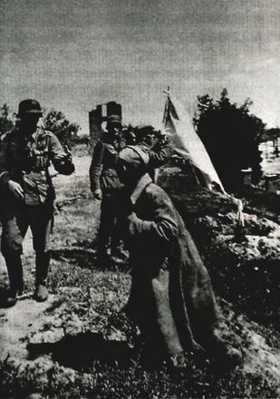 Иллюстрация к книге — Штурм Брестской крепости [i_055.jpg]