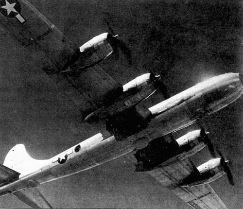 Иллюстрация к книге — B-29 Superfortress [pic_1.jpg]