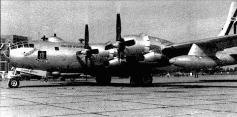 Иллюстрация к книге — B-29 Superfortress [pic_170.jpg]