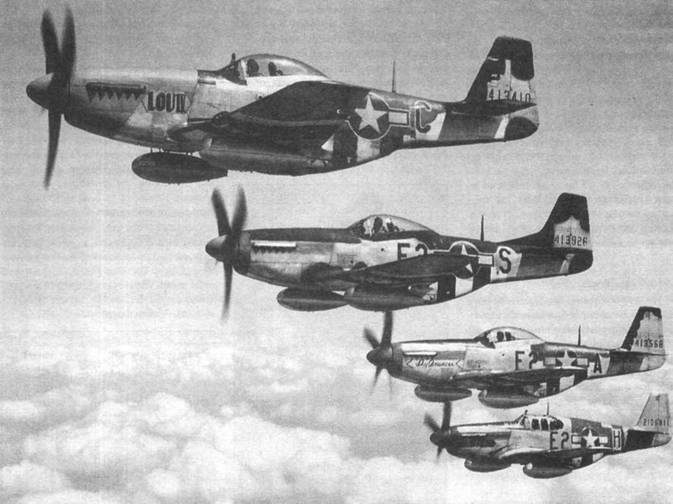 Иллюстрация к книге — «Мустанги» над Рейхом [pic_1.jpg]