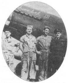 Иллюстрация к книге — «Мустанги» над Рейхом [pic_24.jpg]