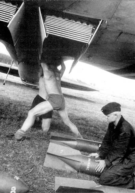 Иллюстрация к книге — Heinkel He 111. Фотоархив [pic_75.jpg]