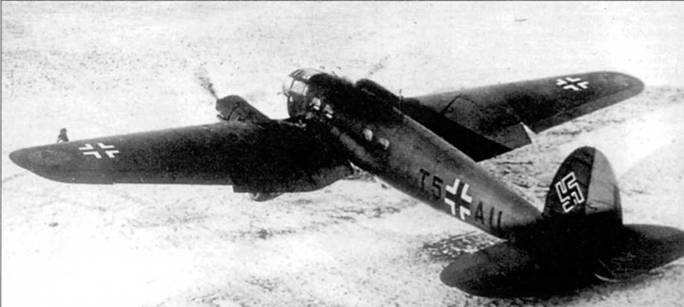 Иллюстрация к книге — Heinkel He 111. Фотоархив [pic_79.jpg]