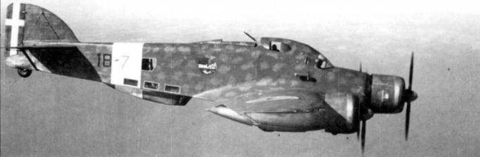 Иллюстрация к книге — Savoia Marchetti S.79 Фотоархив [pic_130.jpg]