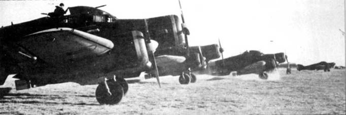 Иллюстрация к книге — Savoia Marchetti S.79 Фотоархив [pic_131.jpg]