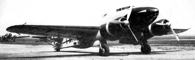 Иллюстрация к книге — Savoia Marchetti S.79 Фотоархив [pic_59.jpg]