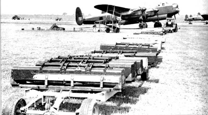Иллюстрация к книге — Avro Lancaster [pic_30.jpg]