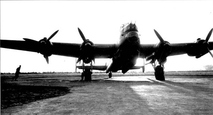 Иллюстрация к книге — Avro Lancaster [pic_60.jpg]