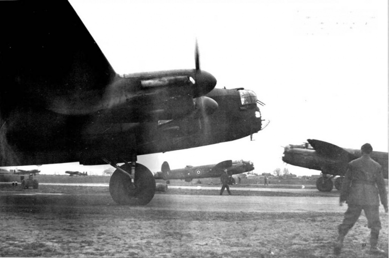 Иллюстрация к книге — Avro Lancaster [pic_68.jpg]