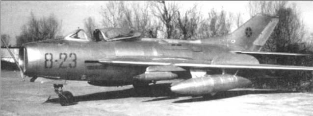 Иллюстрация к книге — МиГ-19 [pic_133.jpg]