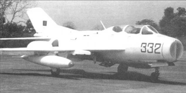 Иллюстрация к книге — МиГ-19 [pic_145.jpg]