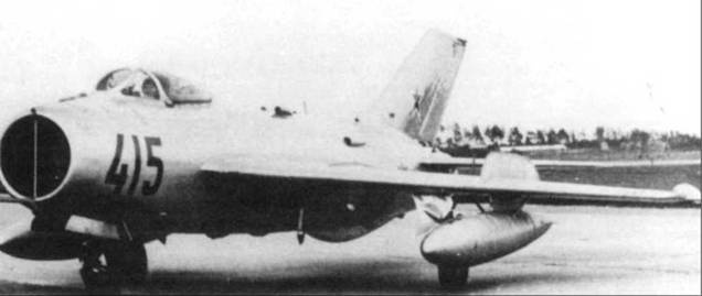 Иллюстрация к книге — МиГ-19 [pic_24.jpg]