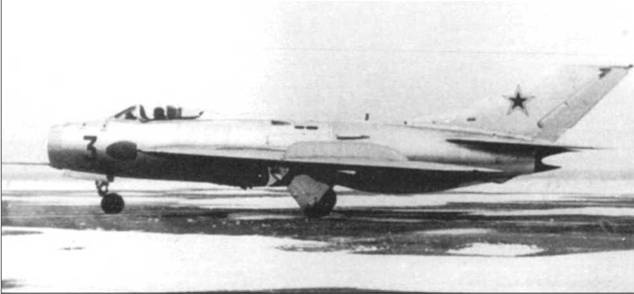 Иллюстрация к книге — МиГ-19 [pic_29.jpg]