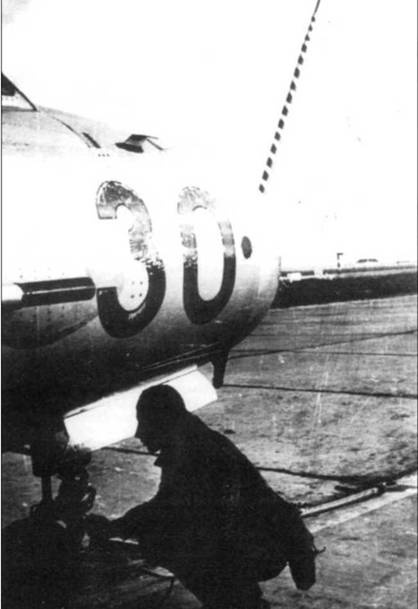 Иллюстрация к книге — МиГ-19 [pic_35.jpg]