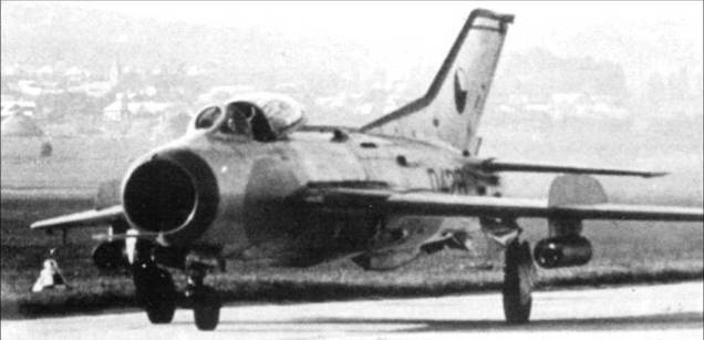 Иллюстрация к книге — МиГ-19 [pic_54.jpg]