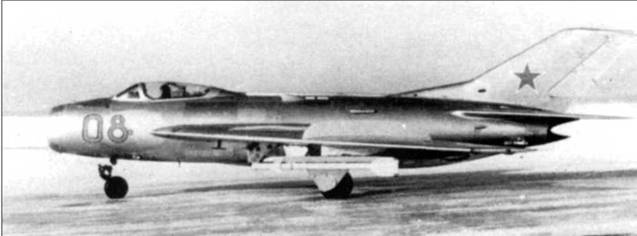 Иллюстрация к книге — МиГ-19 [pic_61.jpg]