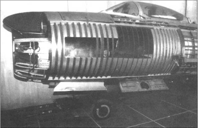 Иллюстрация к книге — МиГ-19 [pic_91.jpg]