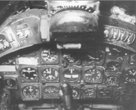 Иллюстрация к книге — F4U Corsair [pic_239.jpg]