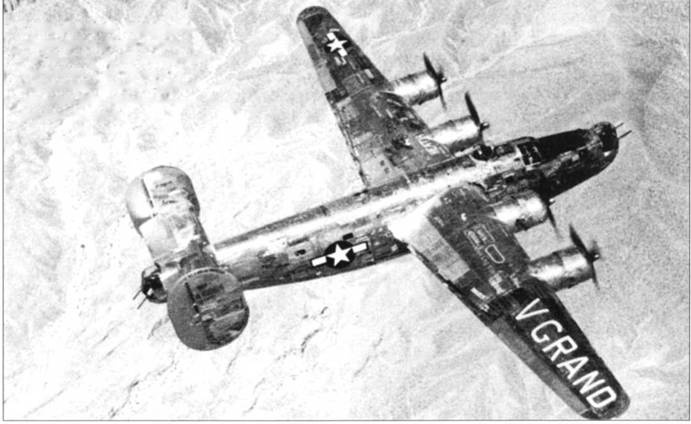 Иллюстрация к книге — B-24 Liberator [pic_235.jpg]