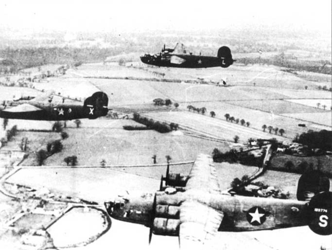 Иллюстрация к книге — B-24 Liberator [pic_75.jpg]