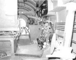 Иллюстрация к книге — Пе-2 [pic_140.jpg]