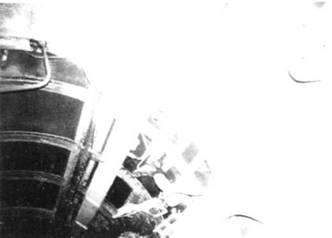 Иллюстрация к книге — Пе-2 [pic_160.jpg]