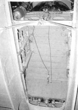 Иллюстрация к книге — Пе-2 [pic_178.jpg]