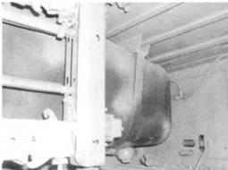 Иллюстрация к книге — Пе-2 [pic_185.jpg]