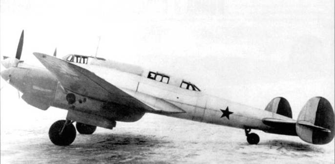 Иллюстрация к книге — Пе-2 [pic_2.jpg]