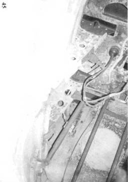 Иллюстрация к книге — Пе-2 [pic_245.jpg]