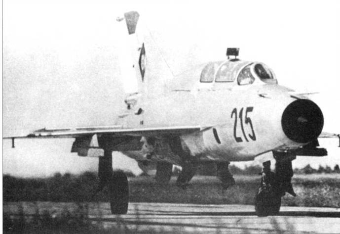 Иллюстрация к книге — МиГ-21 [pic_220.jpg]