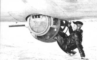 Иллюстрация к книге — B-17 Flying Fortress [pic_183.jpg]