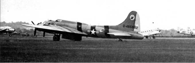 Иллюстрация к книге — B-17 Flying Fortress [pic_245.jpg]