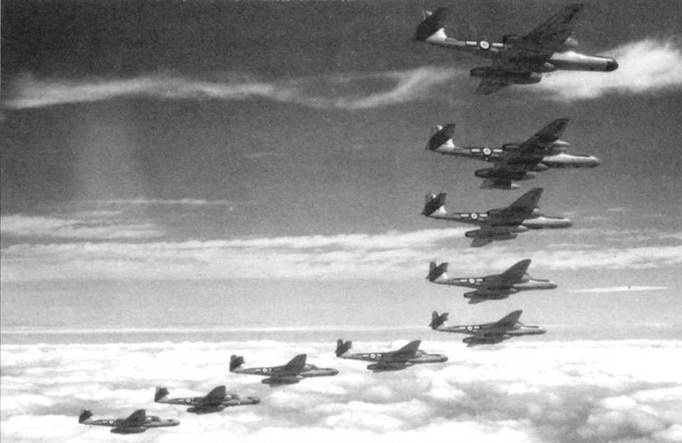 Иллюстрация к книге — Gloster Meteor [pic_167.jpg]