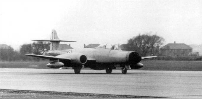 Иллюстрация к книге — Gloster Meteor [pic_173.jpg]