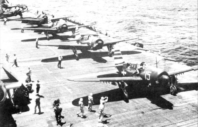 Иллюстрация к книге — SB2C Helldiver [pic_156.jpg]