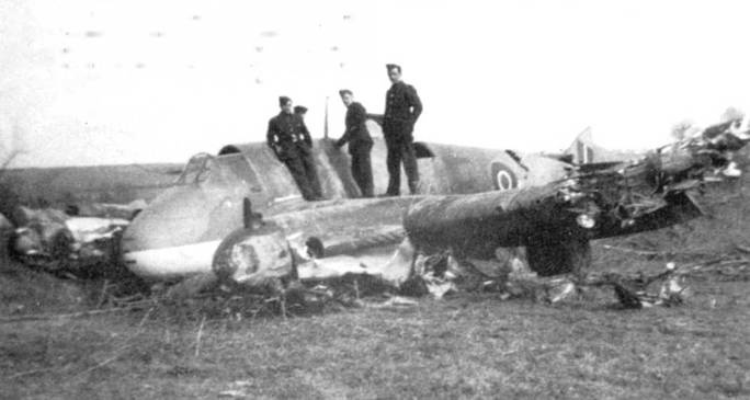 Иллюстрация к книге — Bristol Beaufighter [pic_54.jpg]