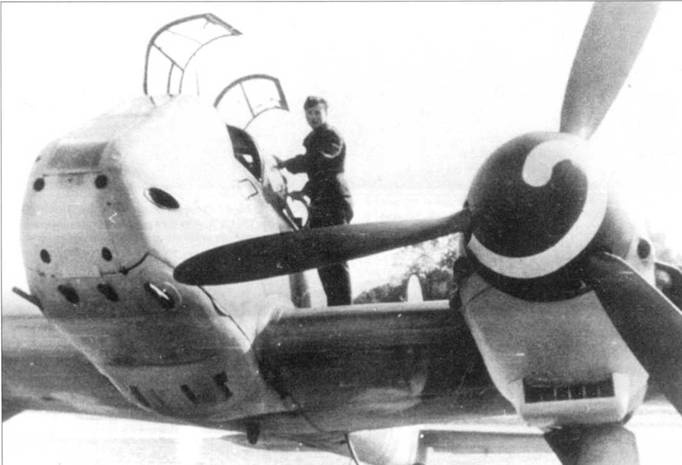 Иллюстрация к книге — Messershmitt Me 210/410 [pic_127.jpg]