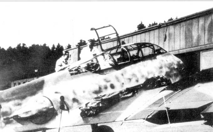 Иллюстрация к книге — Messershmitt Me 210/410 [pic_21.jpg]