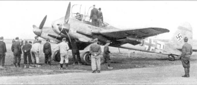 Иллюстрация к книге — Messershmitt Me 210/410 [pic_45.jpg]