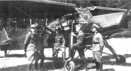 Иллюстрация к книге — Fieseler Storch [pic_23.jpg]