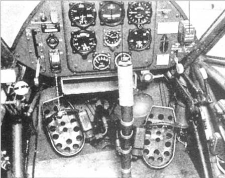 Иллюстрация к книге — Fieseler Storch [pic_26.jpg]