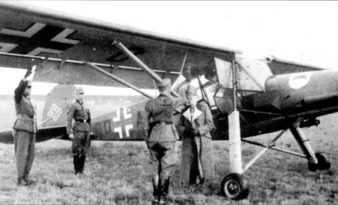 Иллюстрация к книге — Fieseler Storch [pic_54.jpg]