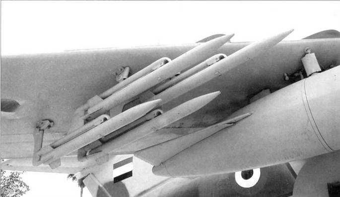 Иллюстрация к книге — МиГ-17 [pic_110.jpg]