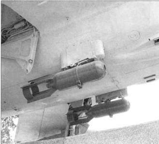 Иллюстрация к книге — МиГ-17 [pic_112.jpg]