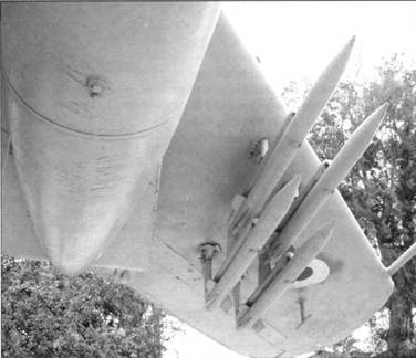 Иллюстрация к книге — МиГ-17 [pic_115.jpg]