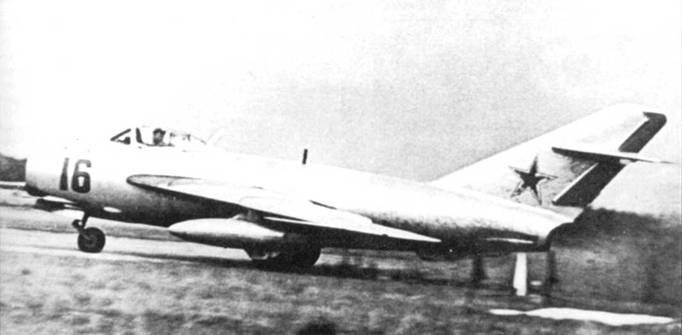 Иллюстрация к книге — МиГ-17 [pic_15.jpg]